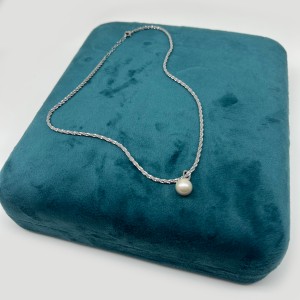 Silver Pearl Necklace