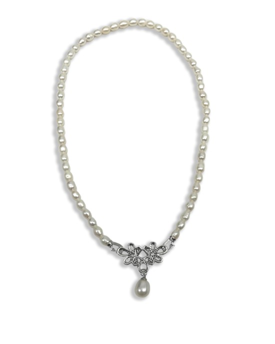 Silver Flower Pearl Necklace Silver Flower Pearl Necklace