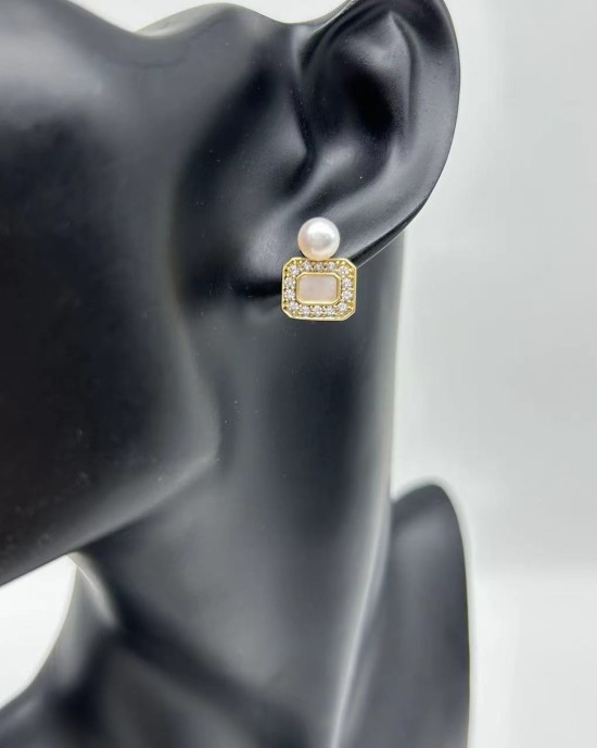 Square Pearl Earrings Square Pearl Earrings