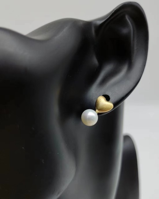 Heart-Shaped Pearl Earrings Heart-Shaped Pearl Earrings