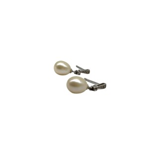 Silver Pearl Earrings